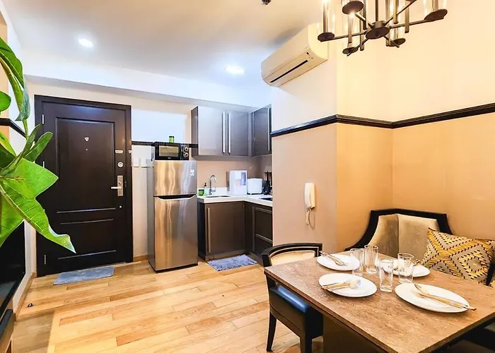 Apartamento Luxury 1br In Poblacion Makati W Parking Manila